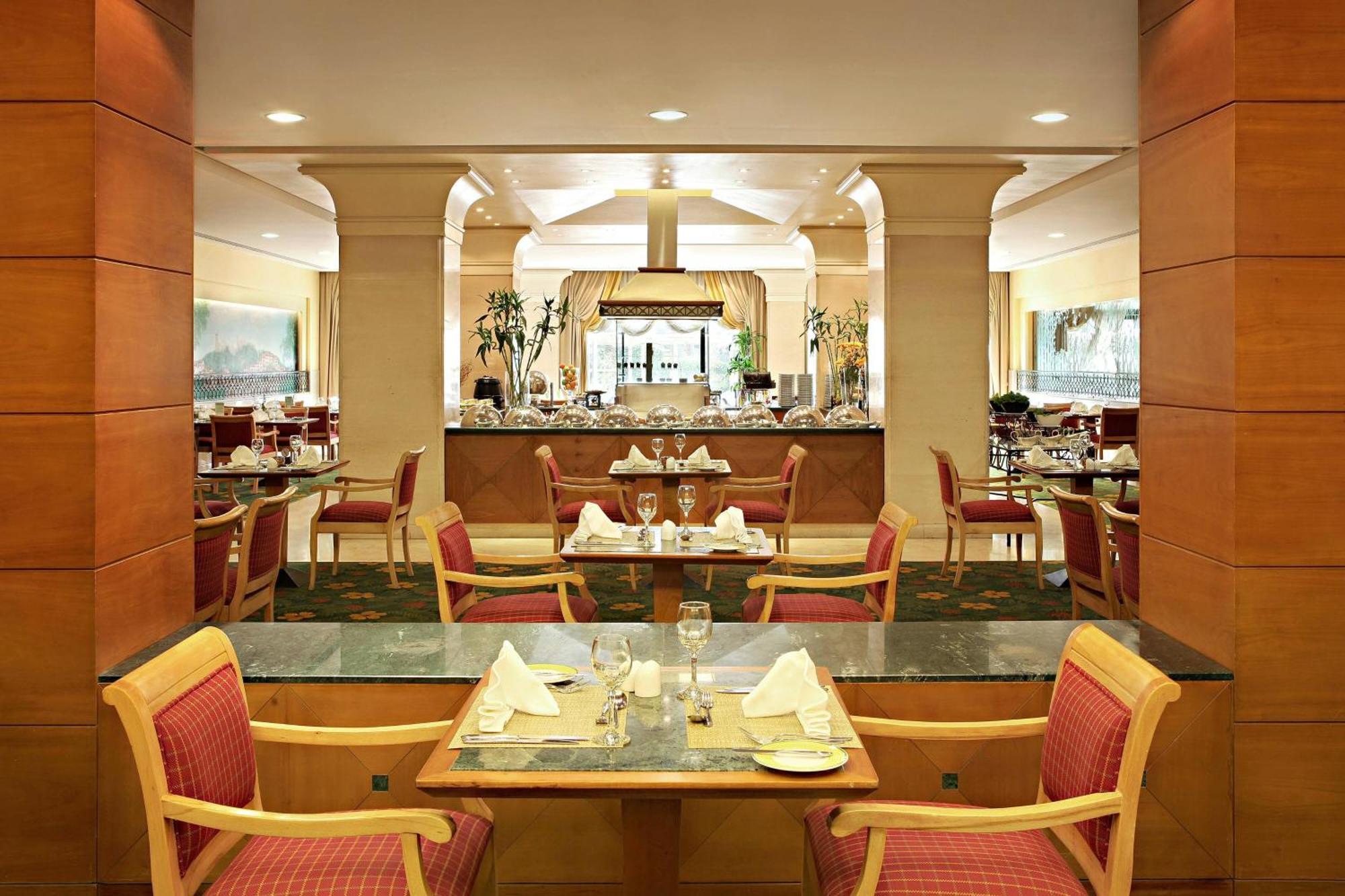 Sheraton Riyadh Hotel & Towers Εξωτερικό φωτογραφία